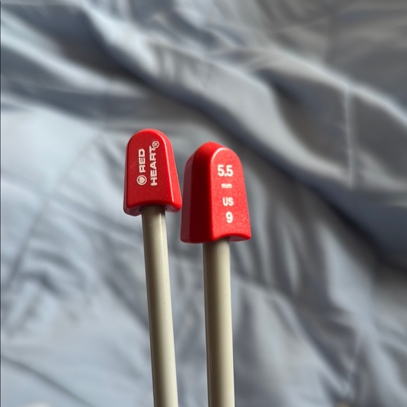 Colorful Yarn and Knitting Needles Set - Picture 4 of 6